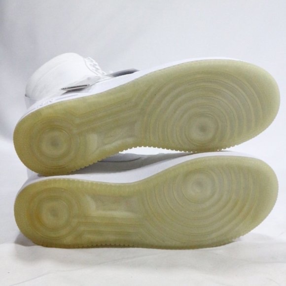 Nike Shoes - Nike Air Force 1 Wmns 2006 White High Top Sneakers Sz 11.5 US Wmns